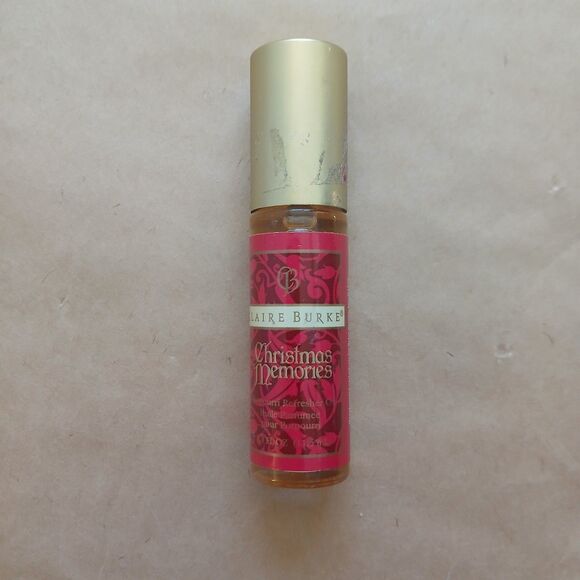 Claire Burke Christmas Memories Potpourri Refresher Oil 0.4 oz - Picture 1 of 4